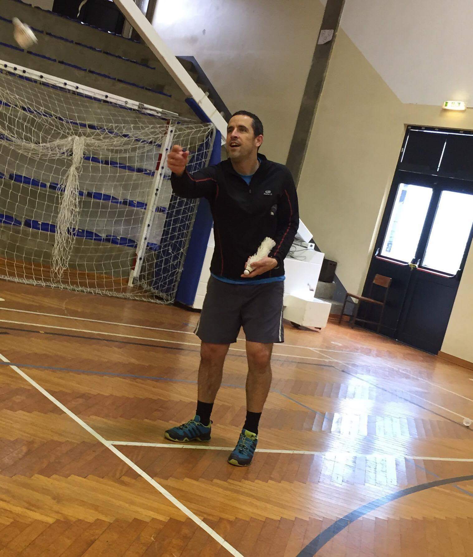 Badminton no meio escolar